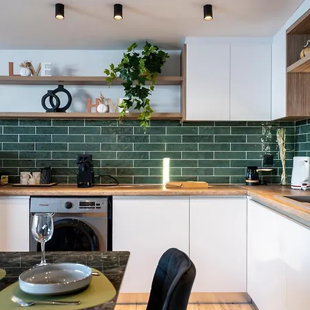 Apartment Soleluna 2-on The Beach-hot Tub-smart Kos Town