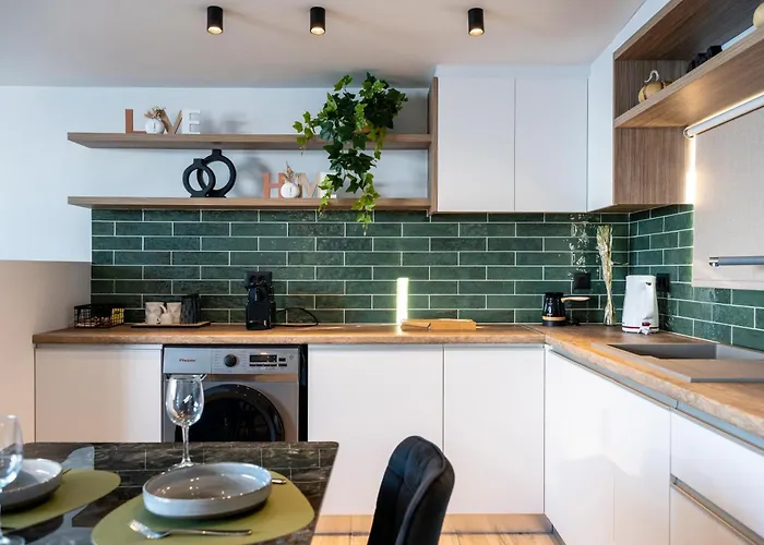 Апартаменты Soleluna 2-on The Beach-hot Tub-smart Кос