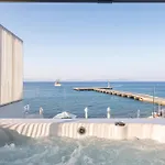 Soleluna 2-on The Beach-hot Tub-smart 公寓