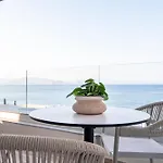 公寓 Soleluna 2-on The Beach-hot Tub-smart *