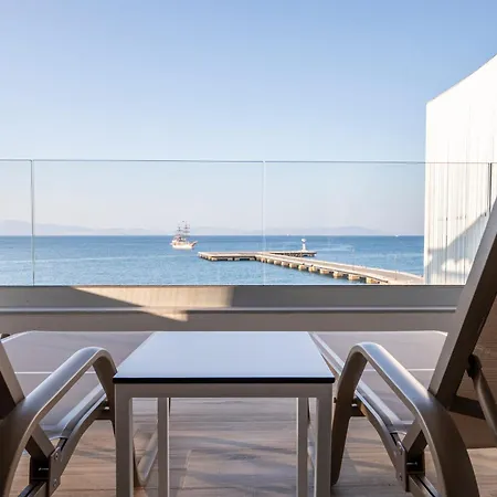 Soleluna 2-on The Beach-hot Tub-smart