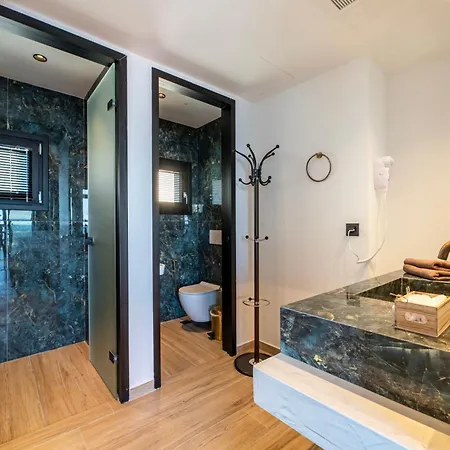 Soleluna 2-on The Beach-hot Tub-smart *