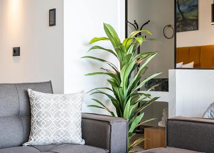 Apartment Soleluna 2-on The Beach-hot Tub-smart *