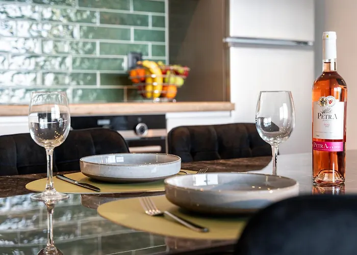 شقة Soleluna 2-on The Beach-hot Tub-smart بلدة كوس